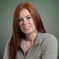 Lacy headshot